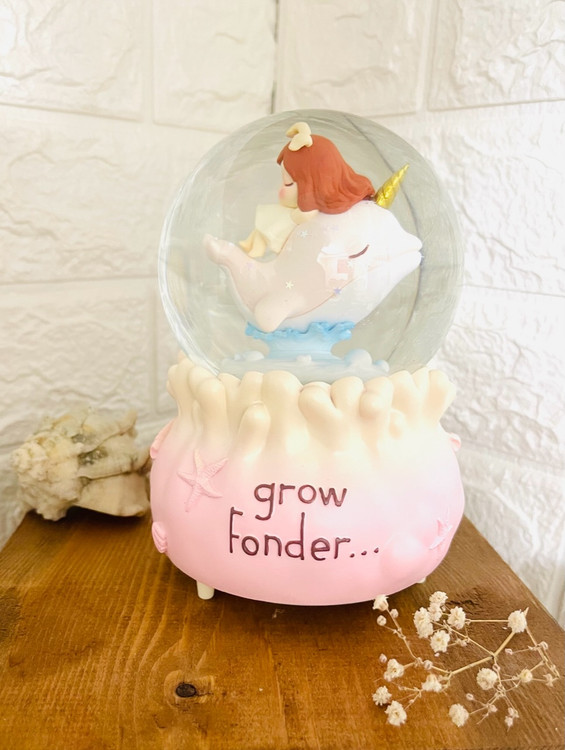 گوی موزیکال دلفین