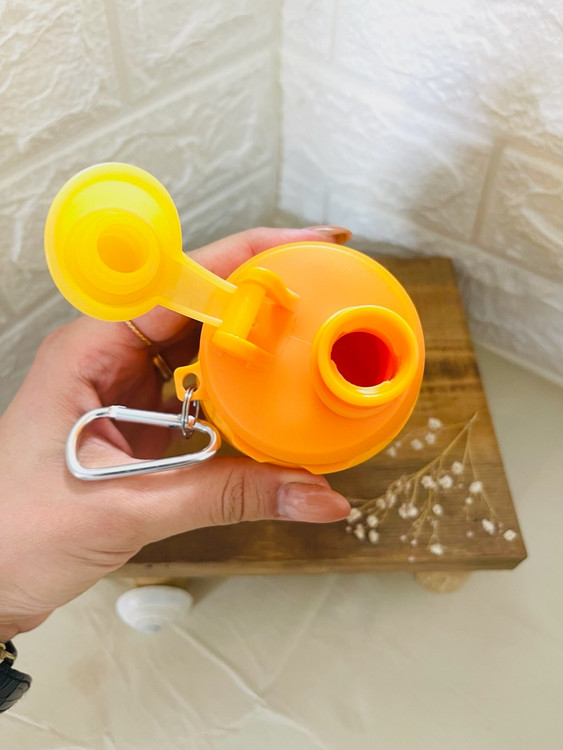 قمقمه ی تاشو سیلیکونی نارنجی