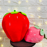 بالشت عروسکی توت فرنگی