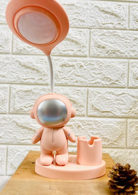 چراغ مطالعه جاقلمی دارفضانورد