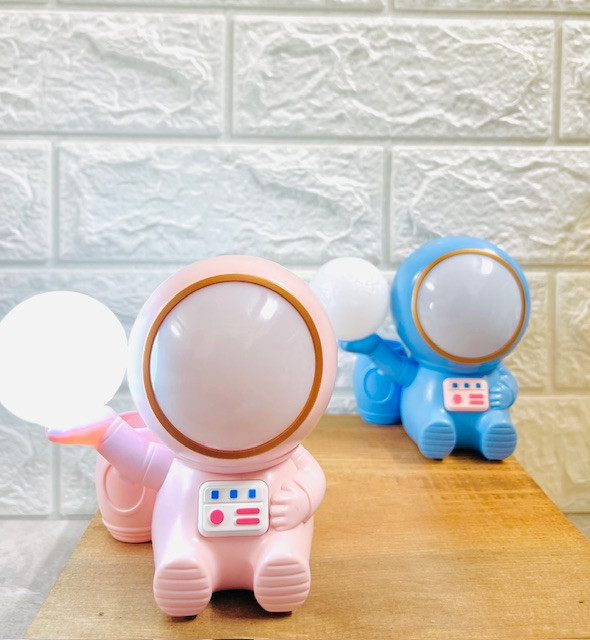 شب خواب طرح فضانورد