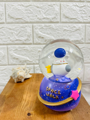 گوی موزیکال فضانوردوموشک