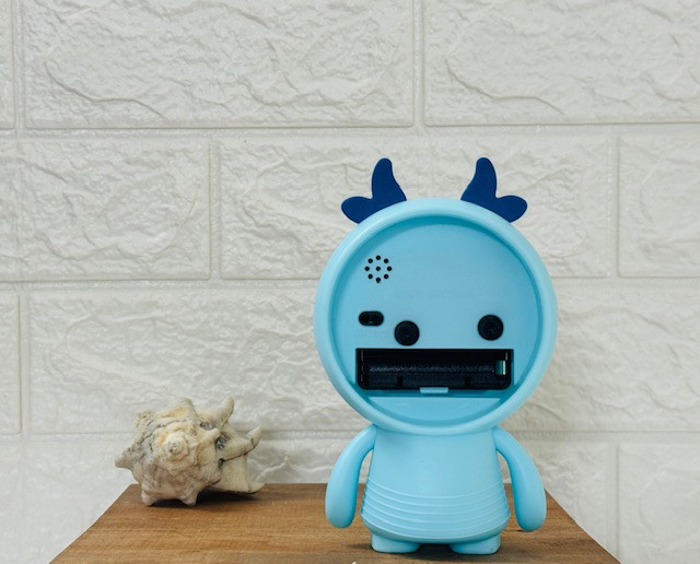 ساعت رومیزی طرح گوزن