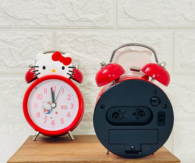 ساعت رومیزی کودک طرح کیتی