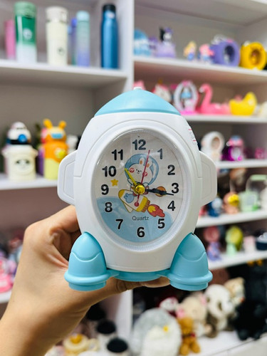 ساعت فانتزی موشکی