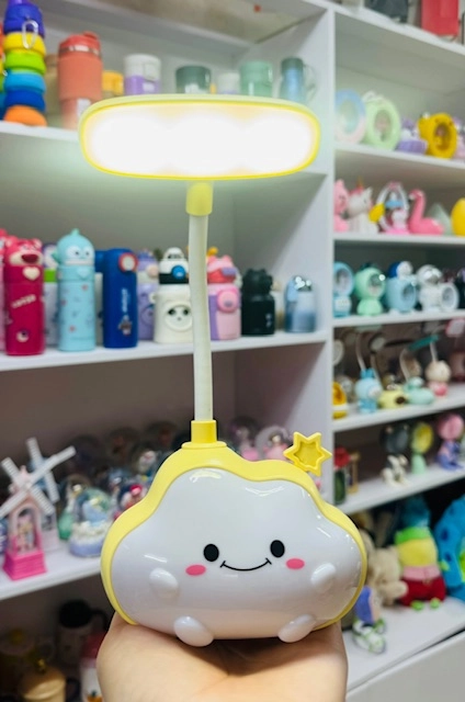 شب خواب وچراغ مطالعه فانتزی طرح ابر زرد